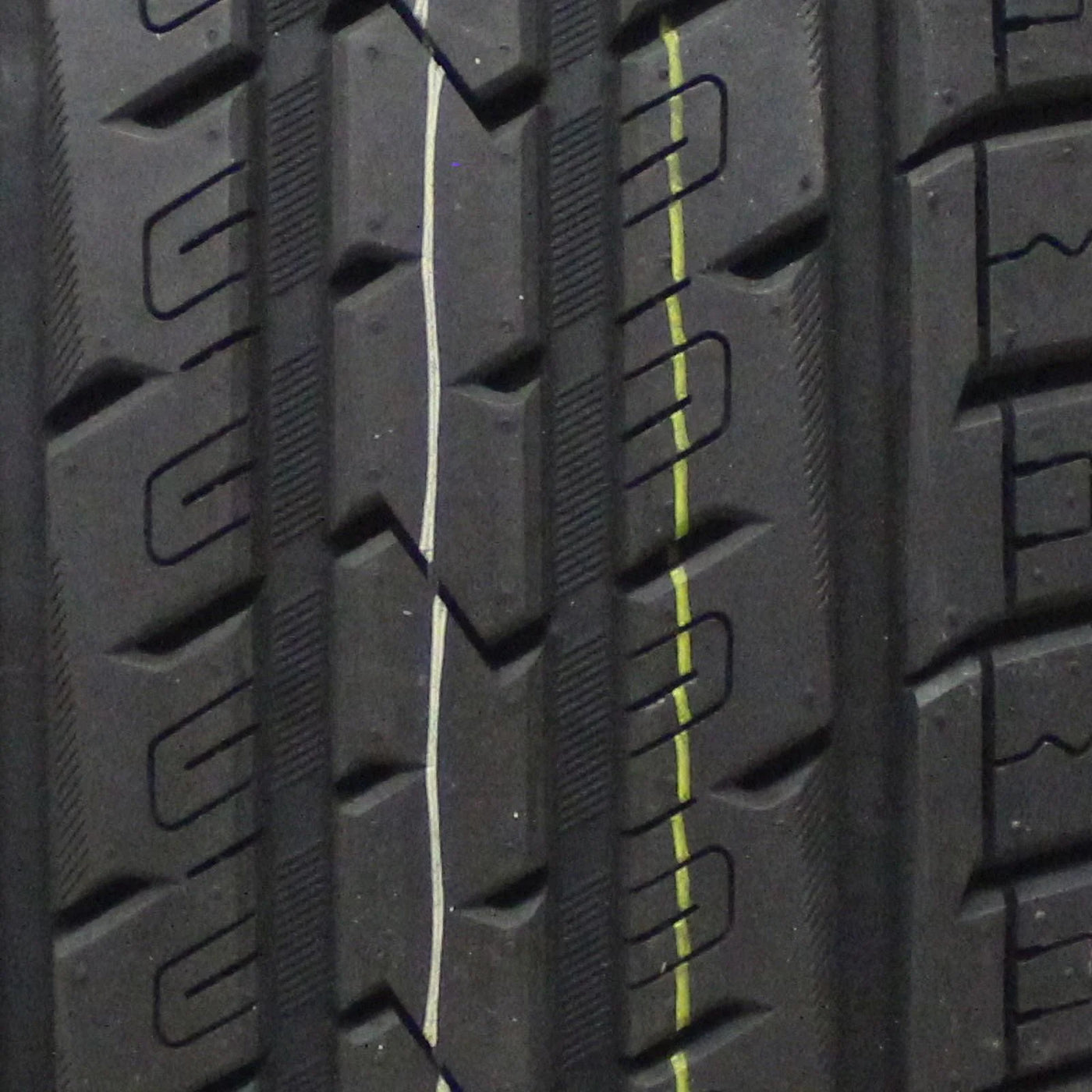 Atturo AZ610 All-Season Tire - 265/60R18 110H