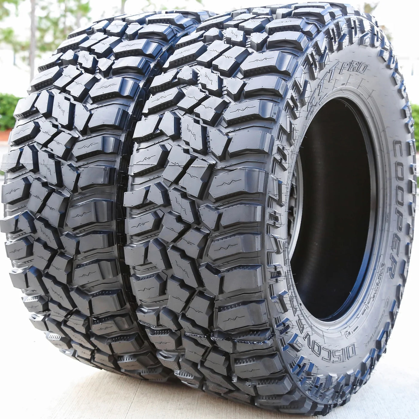 Pair of 2 (TWO) Cooper Discoverer STT Pro LT 35X12.50R20 121Q E (10 Ply) MT M/T Mud Tires